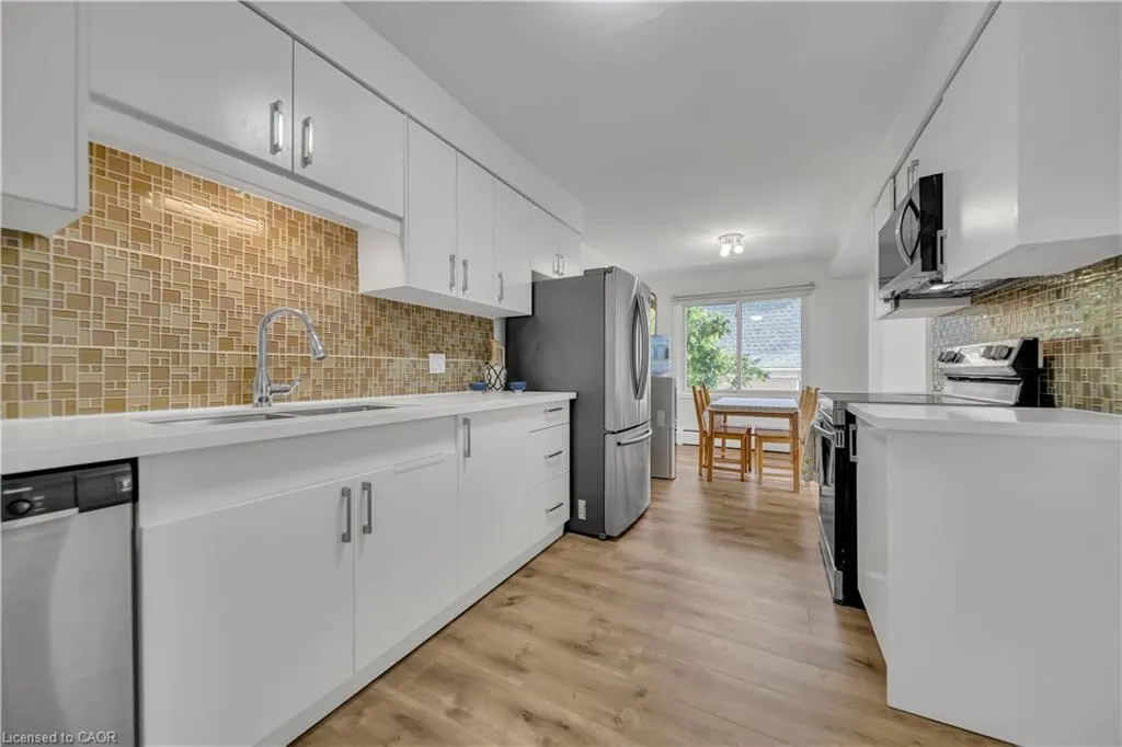 78 Borden Parkway, #11