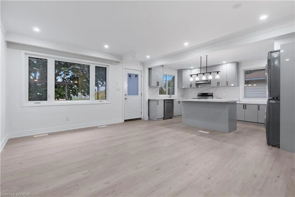 210 Mackan Street