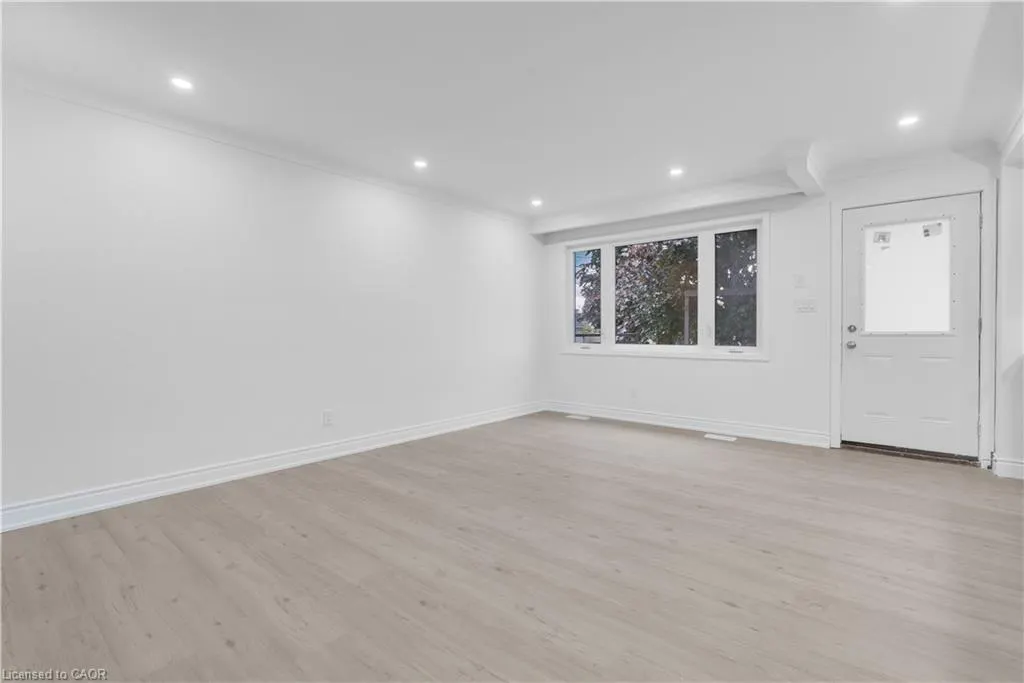 210 Mackan Street