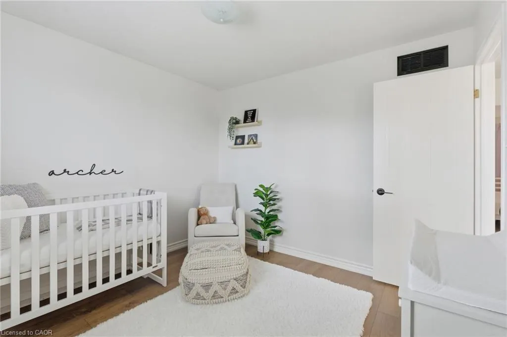 28 Brookheath Lane