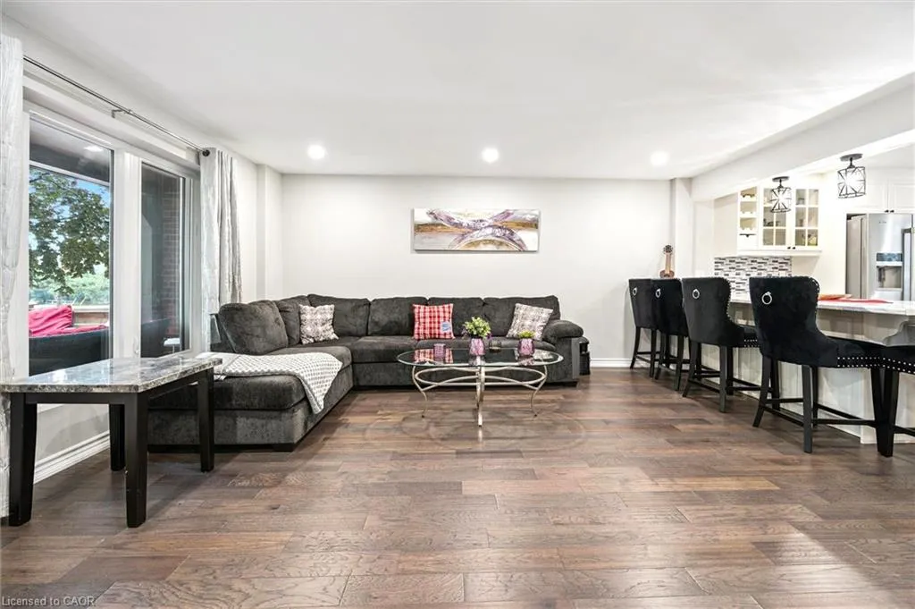 118 Glamis Road