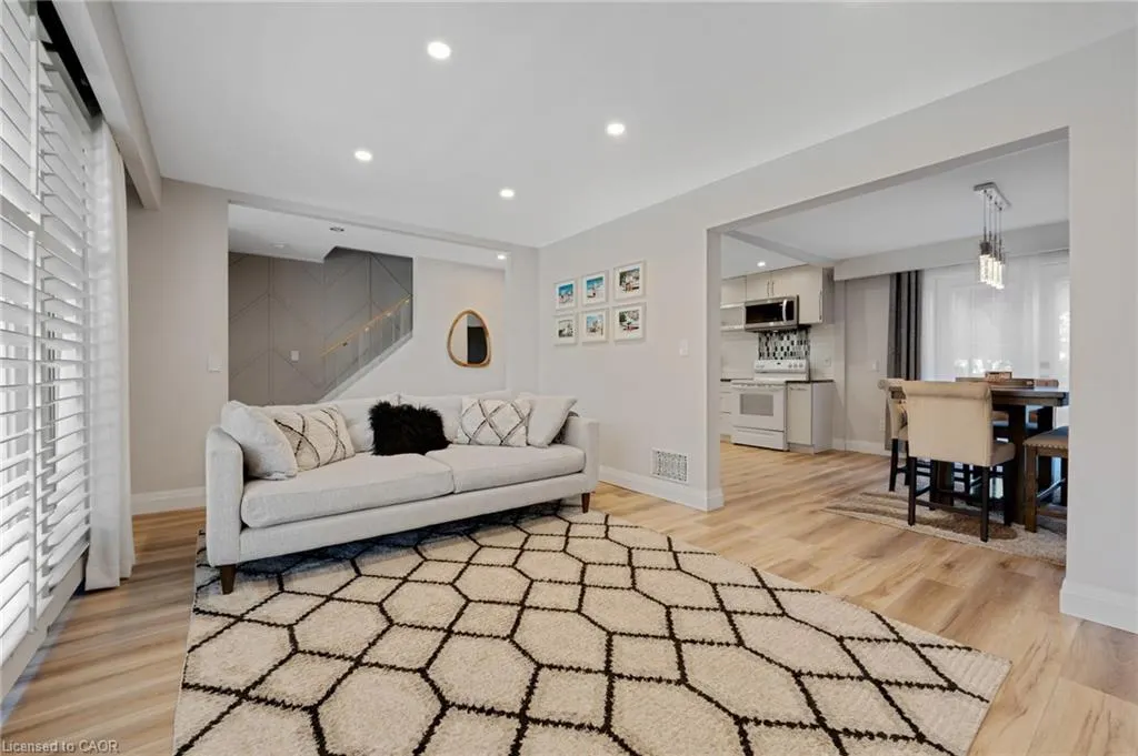49 Bergey Street
