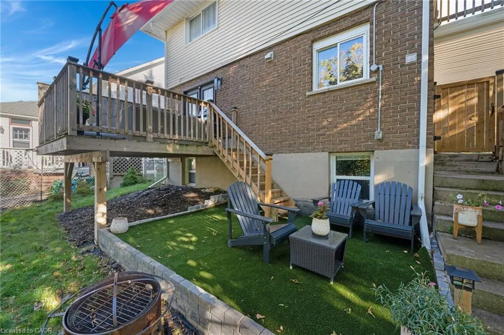 49 Bergey Street