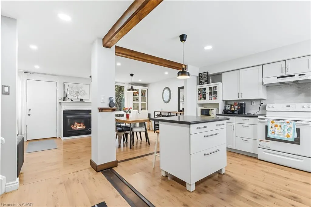 25 Britten Close, #B56