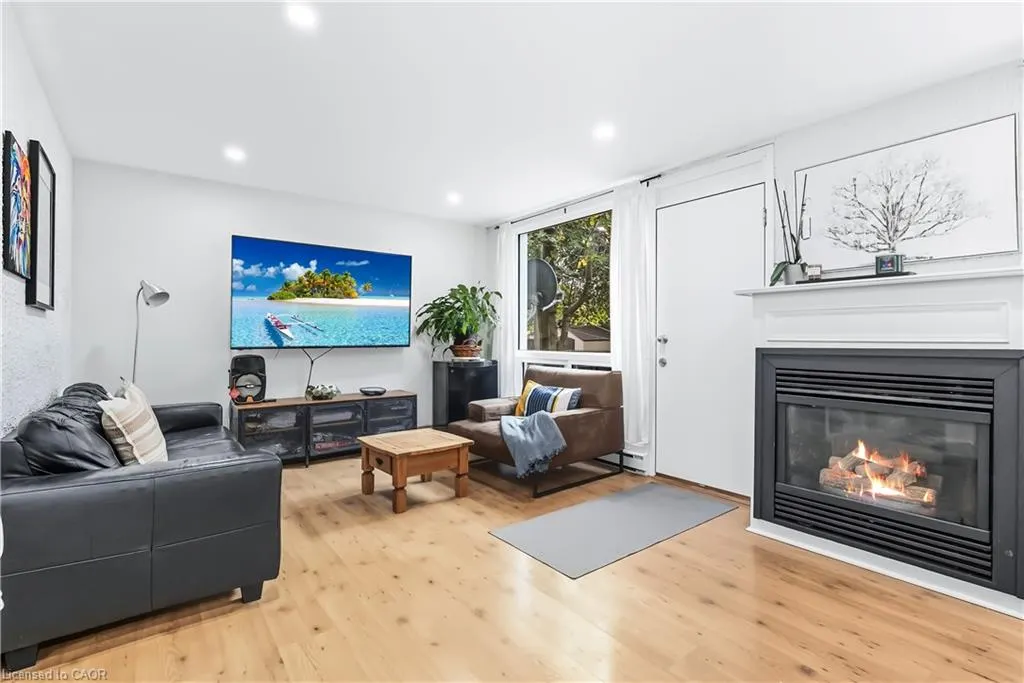 25 Britten Close, #B56
