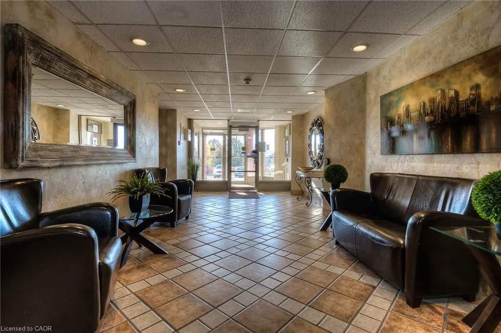 55 Green Valley Drive, #811