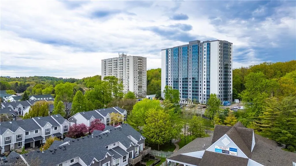 55 Green Valley Drive, #811