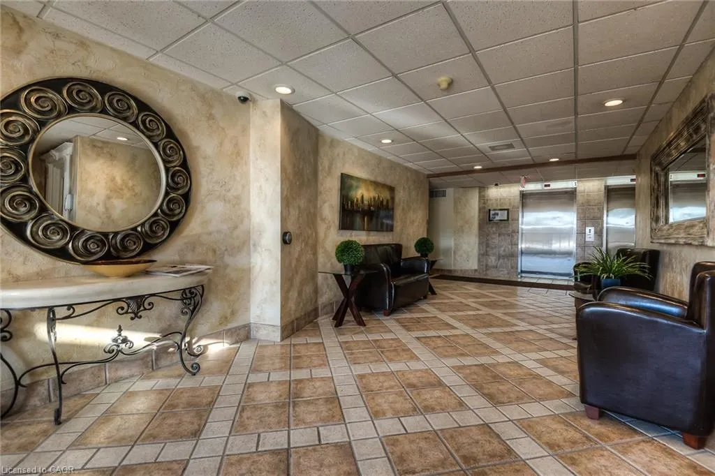 55 Green Valley Drive, #811