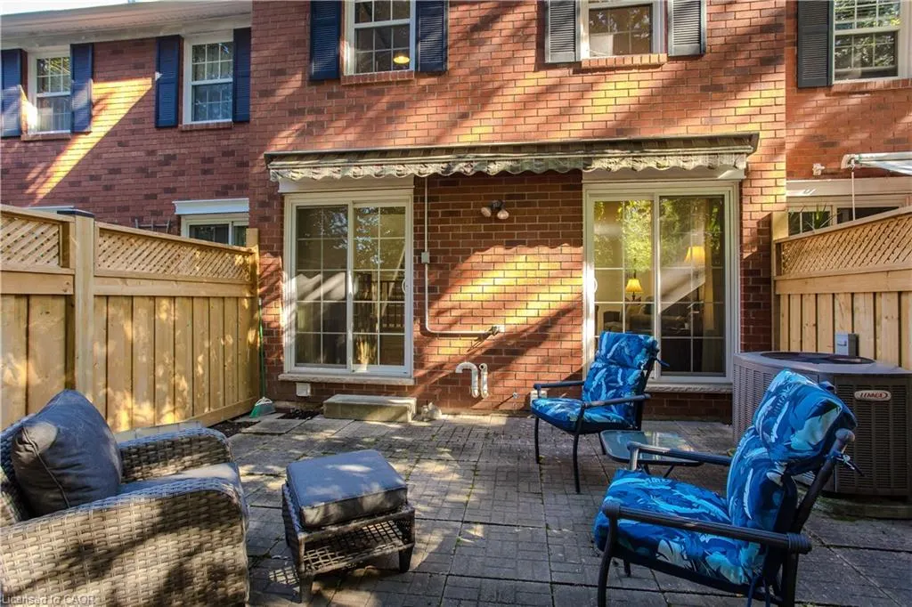 2390 Woodward Avenue, #5