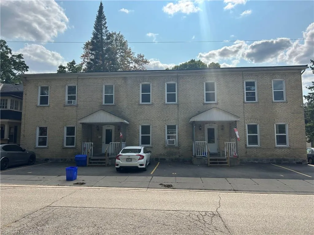 212 Queenston Road, #2