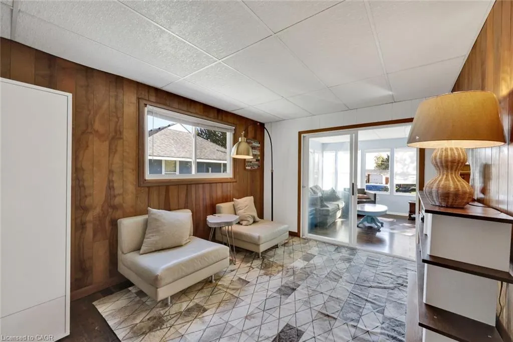 11 Snooks Drive