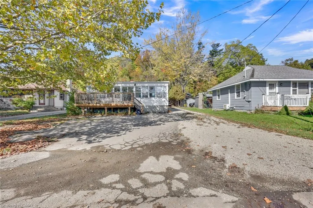 11 Snooks Drive