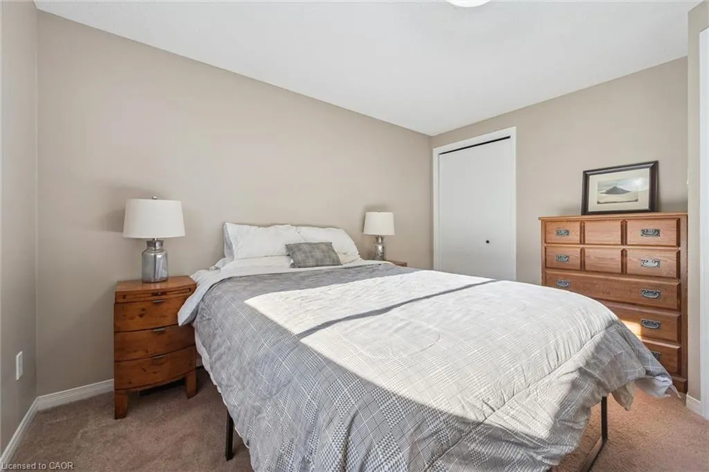 74 Troy Crescent