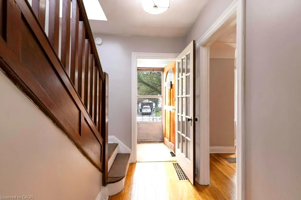 144 Whitney Avenue