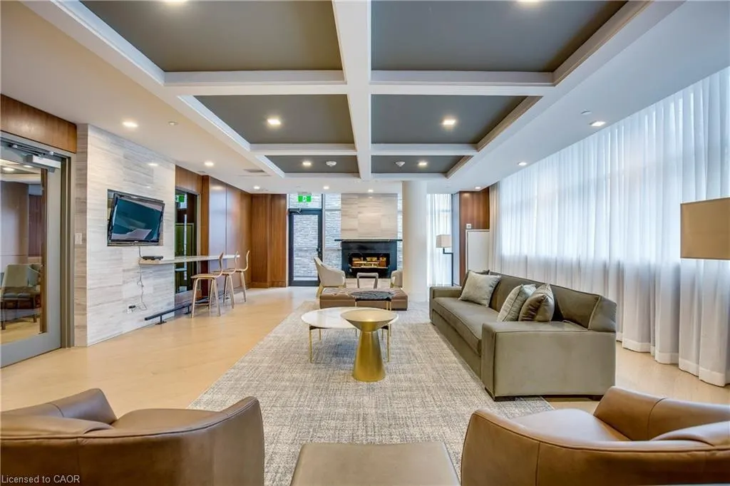 1575 Lakeshore Road W, #161