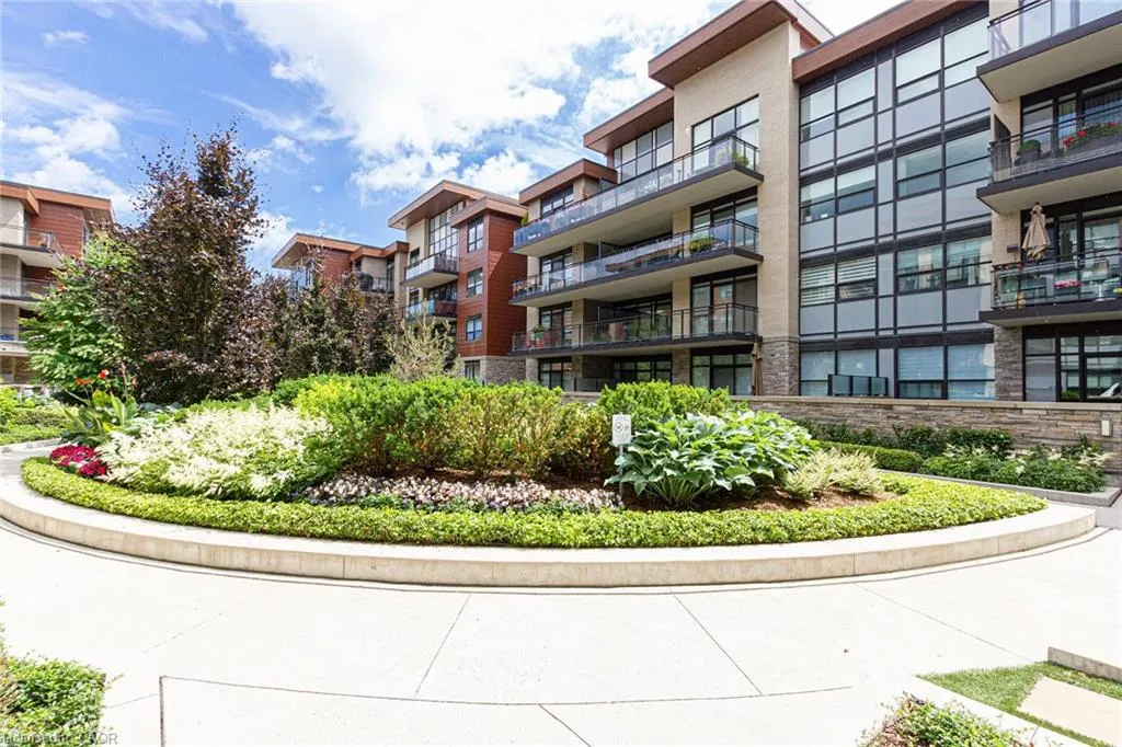 1575 Lakeshore Road W, #161