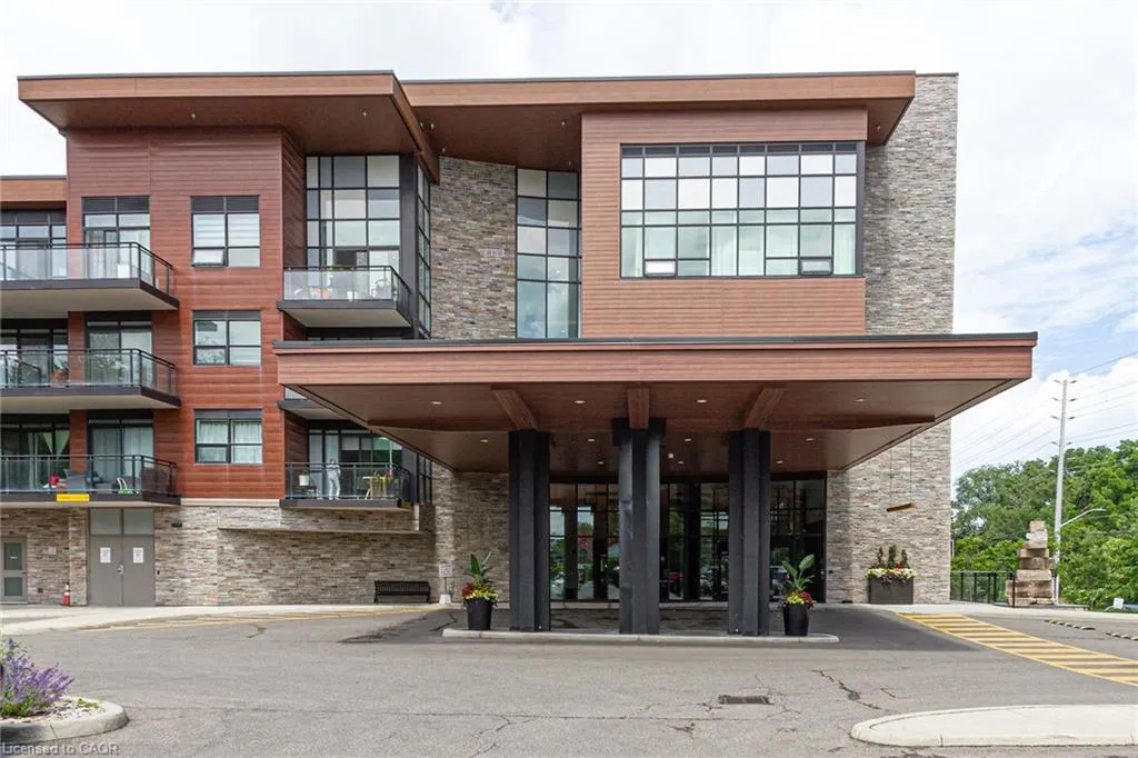 1575 Lakeshore Road W, #161