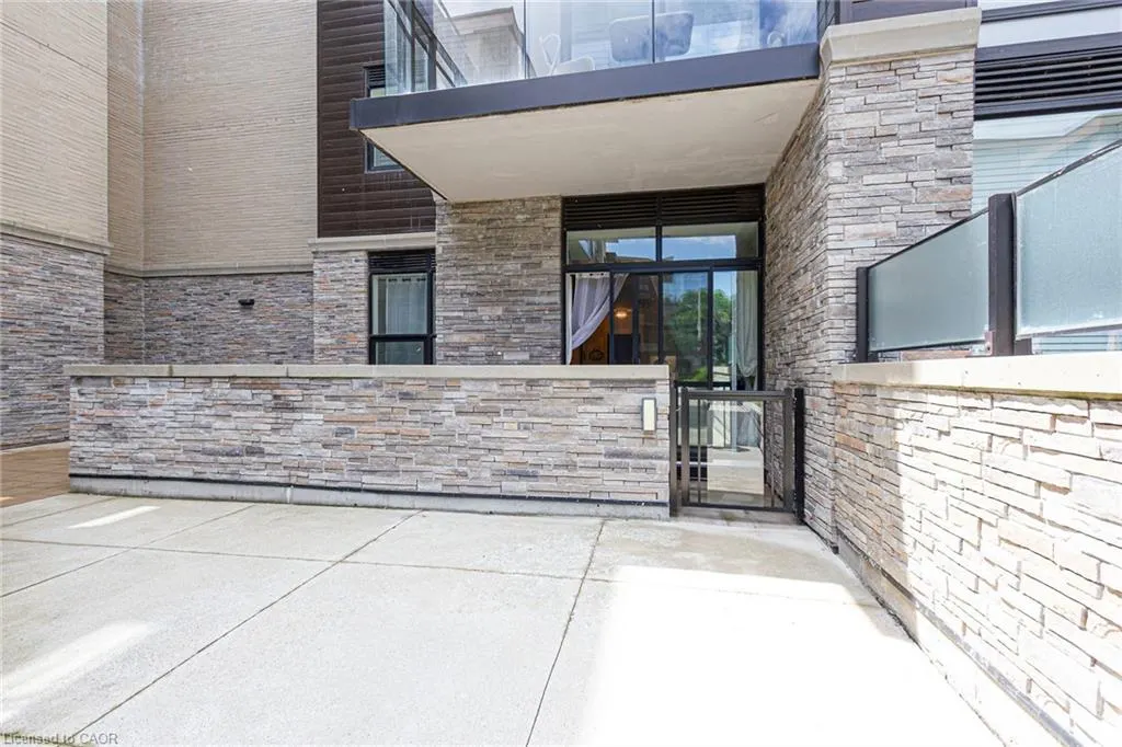 1575 Lakeshore Road W, #161