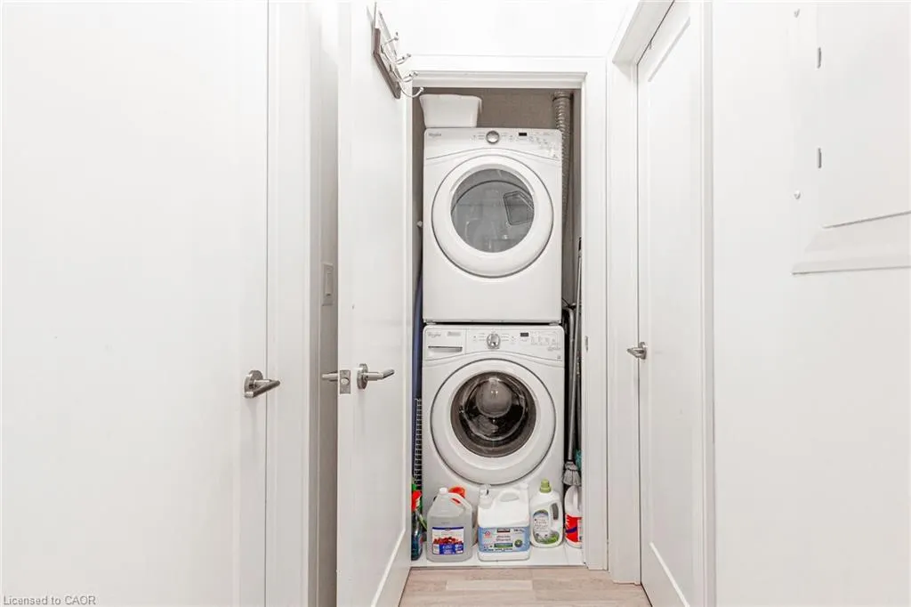 1575 Lakeshore Road W, #161