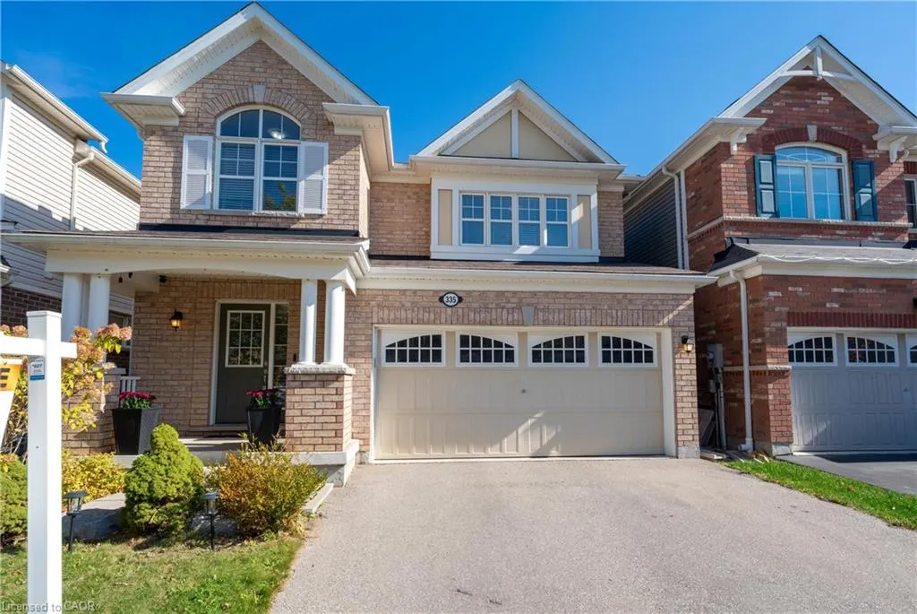 335 Falling Green Crescent
