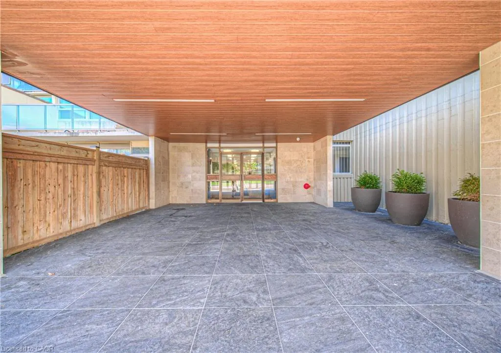 15 Nicklaus Drive