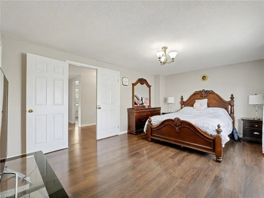 635 Rexford Drive