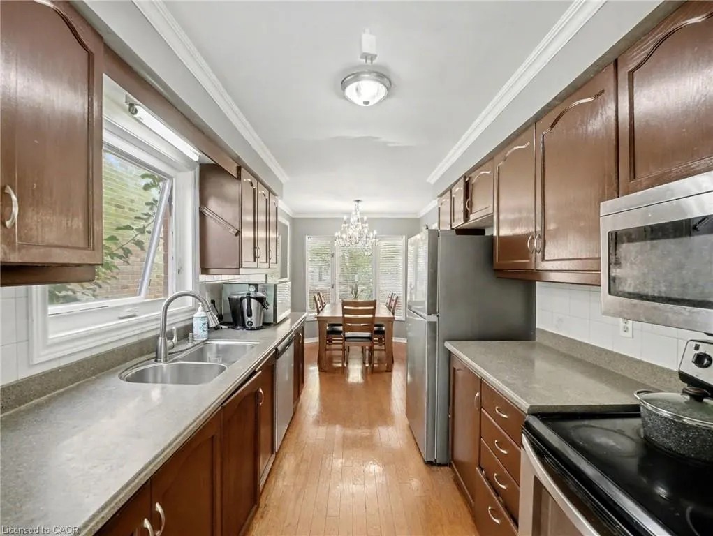 635 Rexford Drive
