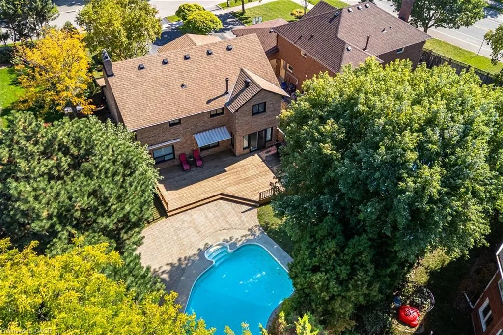 1324 Birchcliff Drive