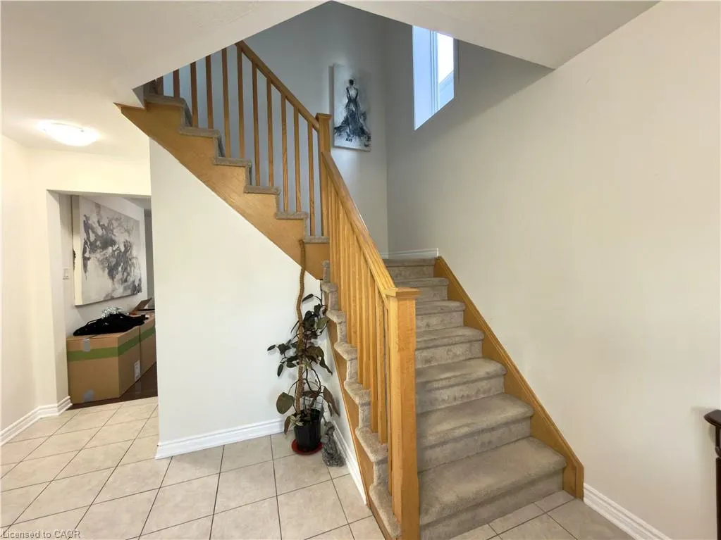 386 Grovehill Crescent, #Main floor