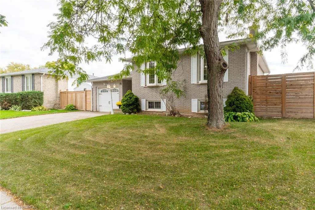 76 Enfield Crescent