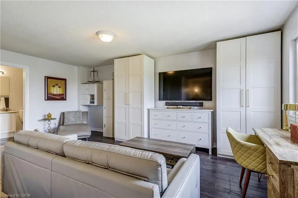 2511 Boros Road, #11