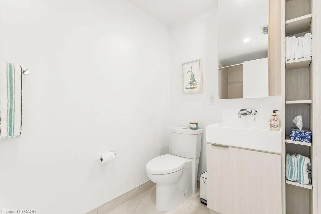 370 Martha Street, #1207