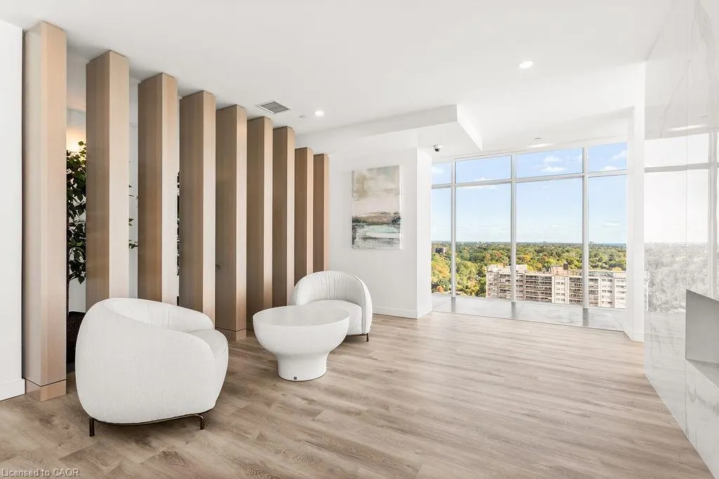 370 Martha Street, #1207