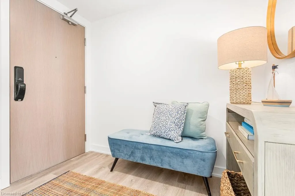370 Martha Street, #1207