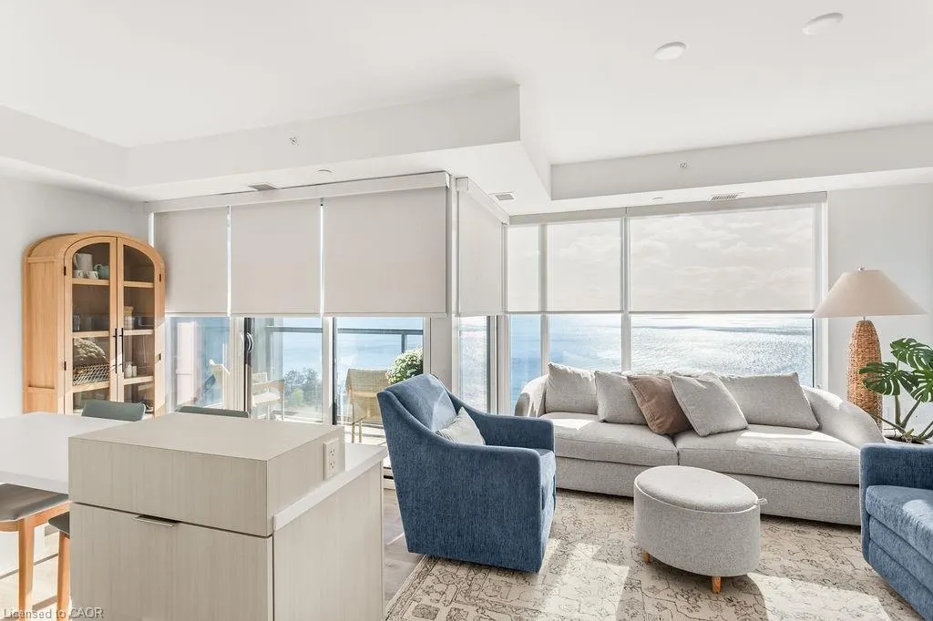 370 Martha Street, #1207