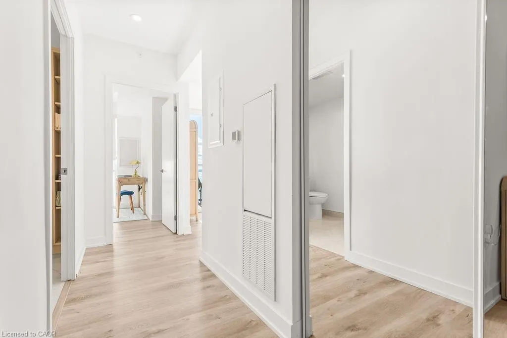 370 Martha Street, #1207