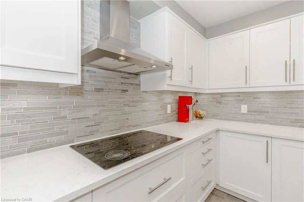 33 Strathroy Crescent