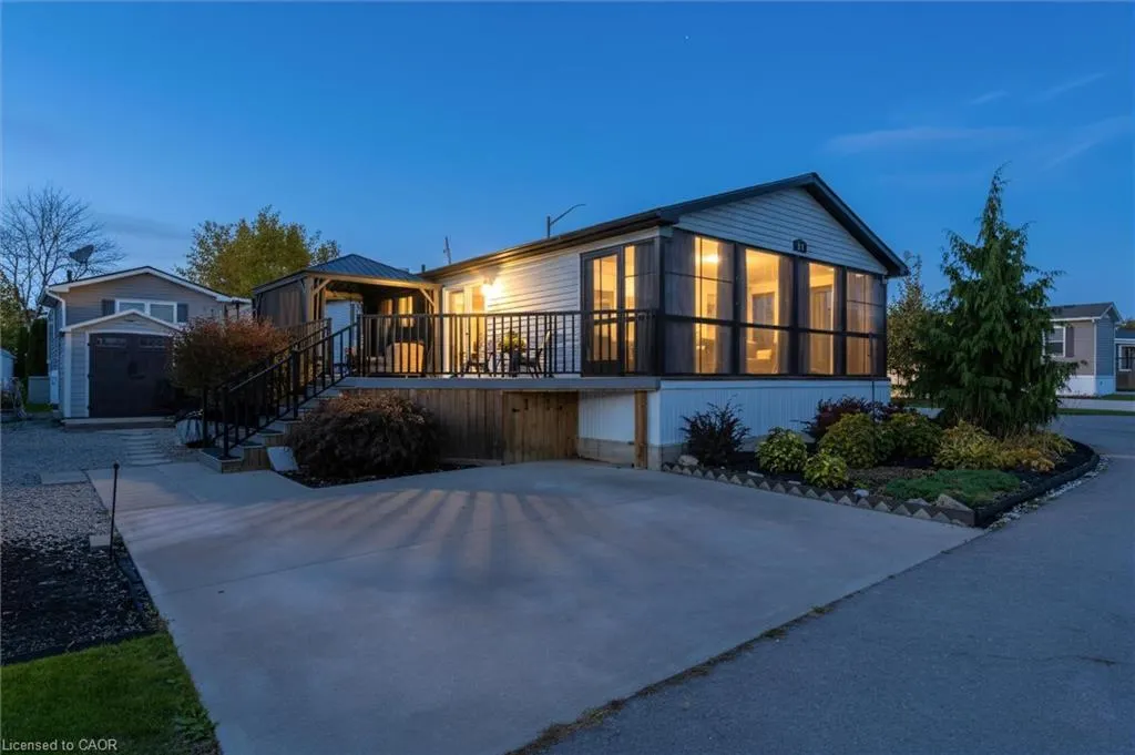 4449 Milburough Line, #17 Ash