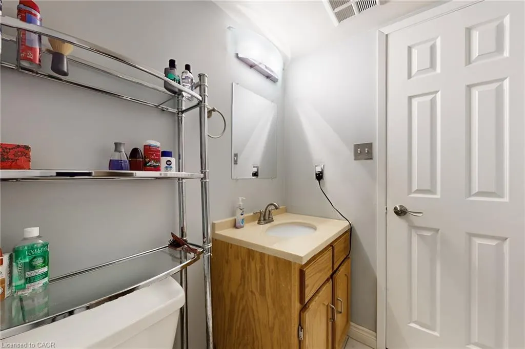 432 Main Street, #1002