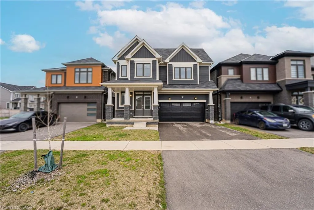 22 Oaktree Drive