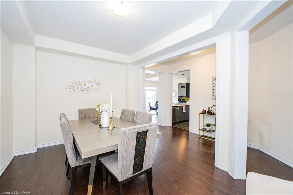 22 Oaktree Drive