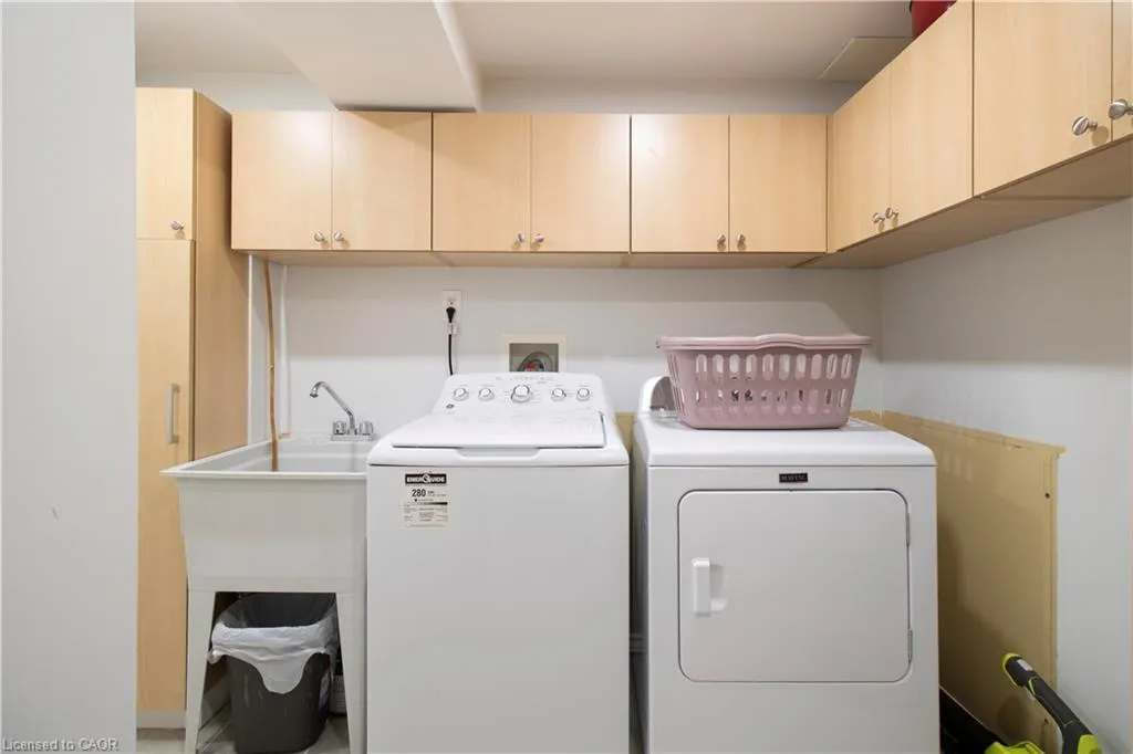 28 Glen Eden Court