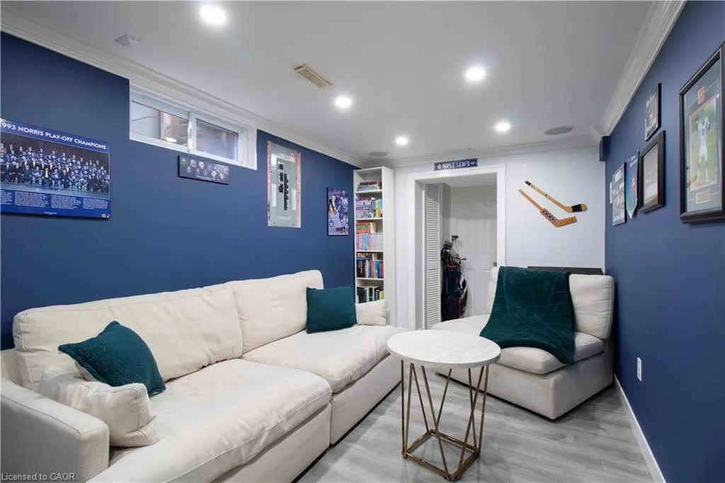 28 Glen Eden Court