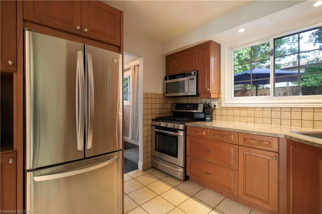 28 Glen Eden Court