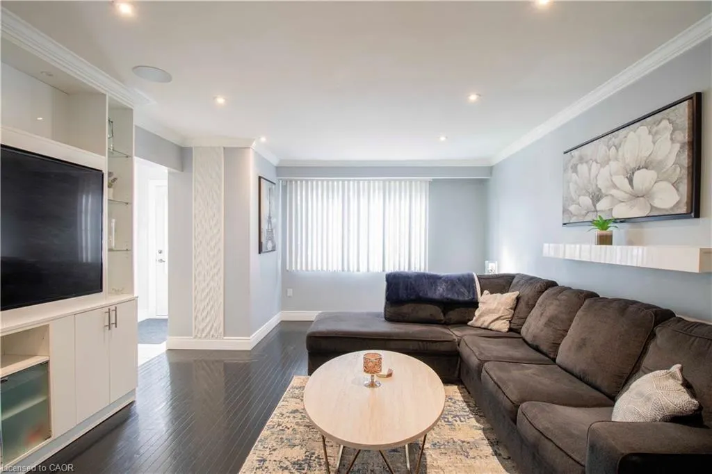28 Glen Eden Court