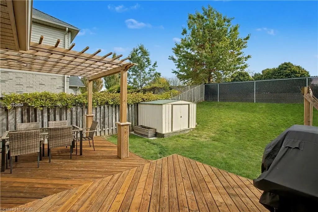 60 Lena Crescent