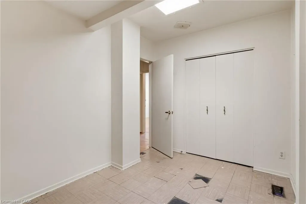 2069 Meadowbrook Road, #10