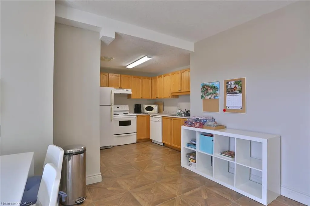 345 Briarmeadow Drive, #206