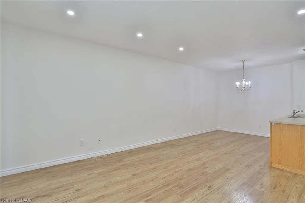345 Briarmeadow Drive, #206