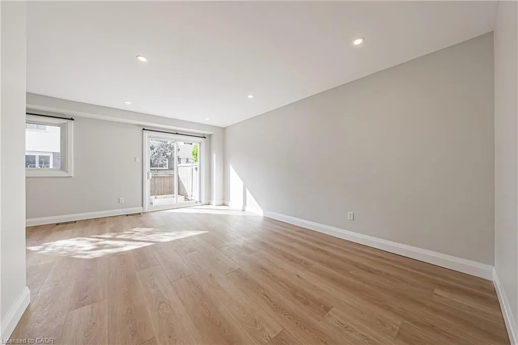 5033 Pinedale Avenue, #48